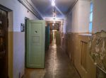 Były budynek KGB w Wilnie - korytarz z celami
