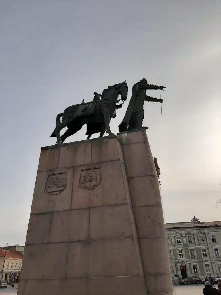 Pomnik Giedymina w Wilnie